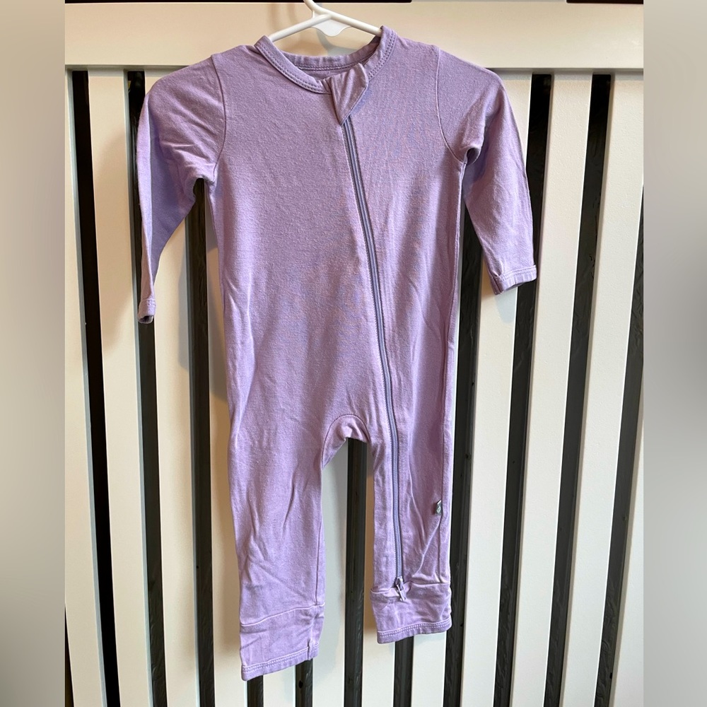 Kyte BABY Zippered Romper in Taro